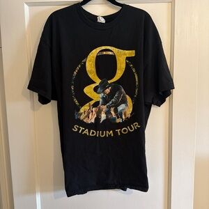 Garth Brooks Stadium Tour 2XL tee